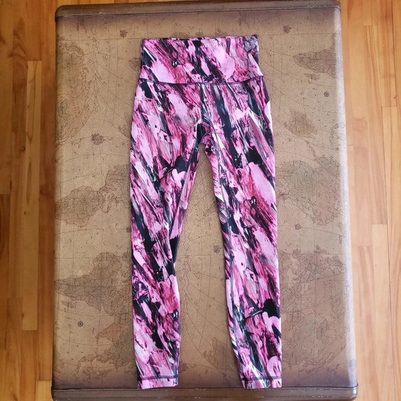 *LULULEMON Wunder Train, Size 4, 25" - Picture 2 of 7